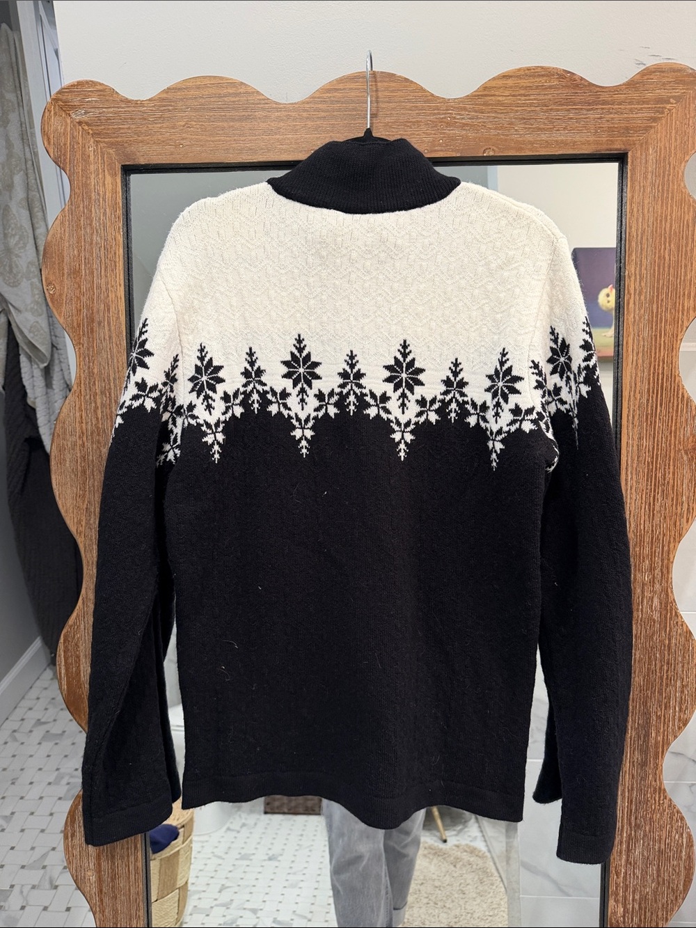 Black & White Zip-Front Nordic Snowflake Sweater - Picture 3 of 3